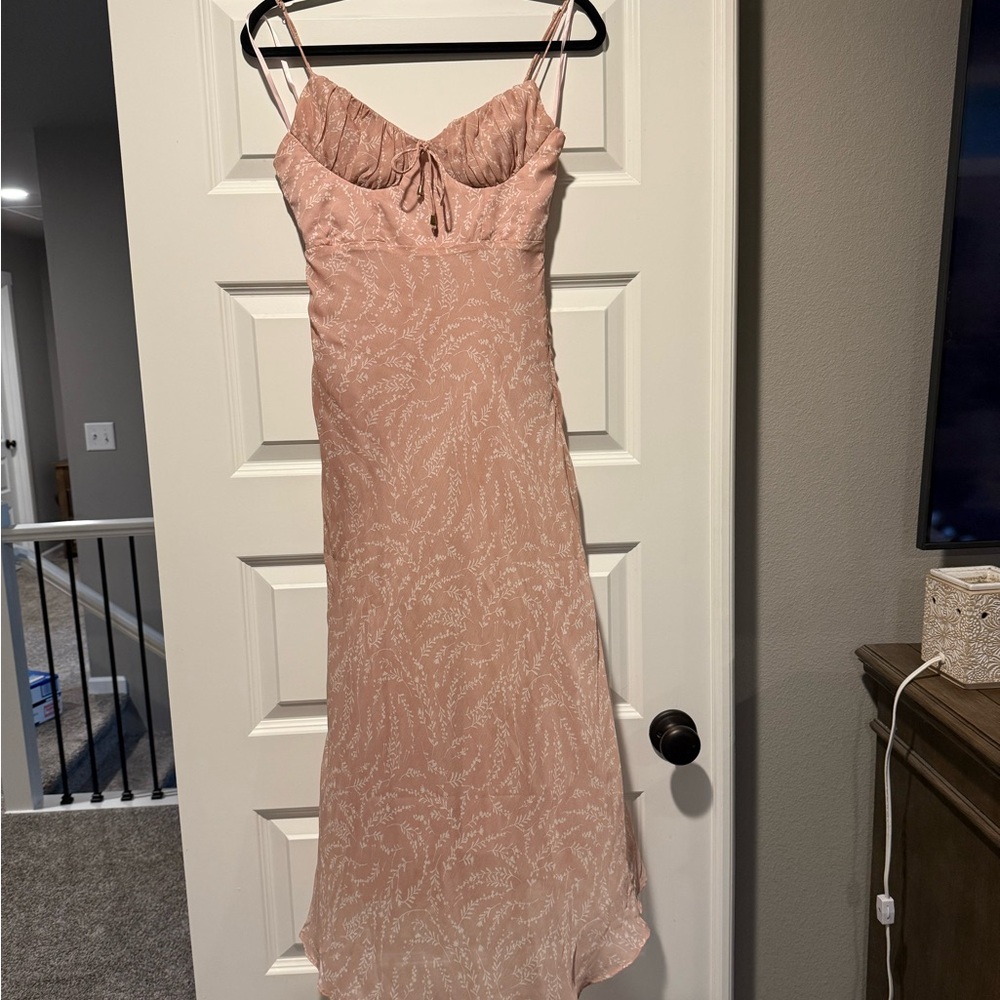 Elegant Pink Spaghetti Strap Dress